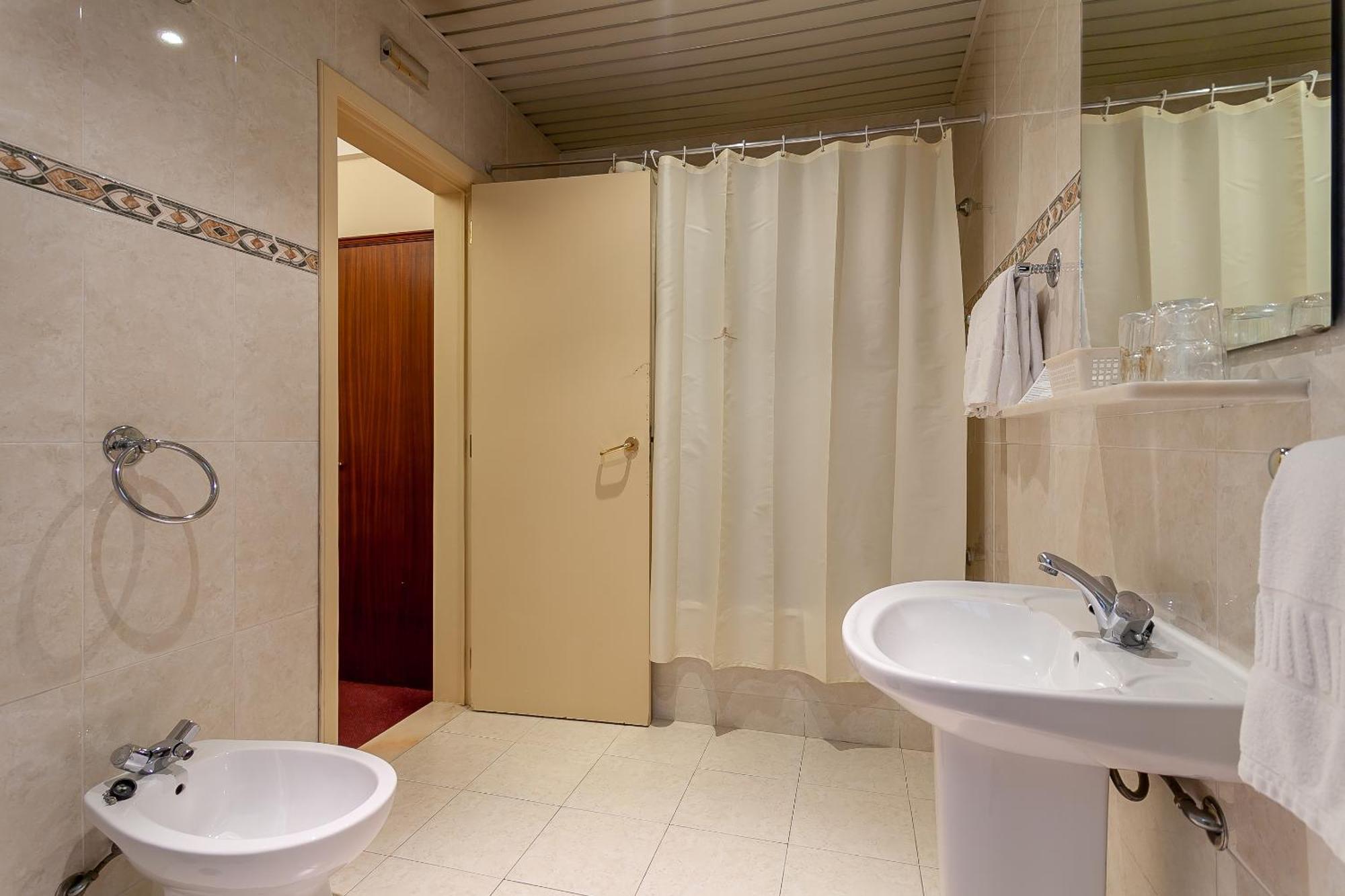 Residencial Horizonte Hotell Lisboa Eksteriør bilde